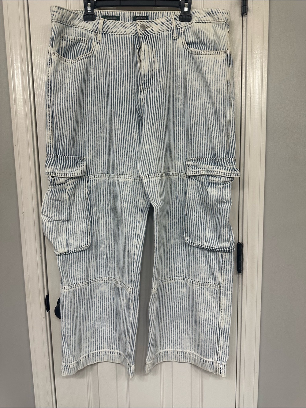 Striped Light Blue Cargo Jeans for women